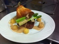 boeuf en brioche & asperge