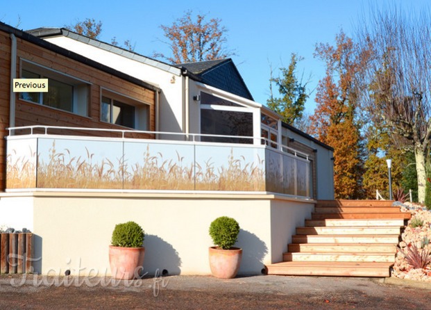 Salle de réception dans un cadre verdoyant avec terrasse et parking