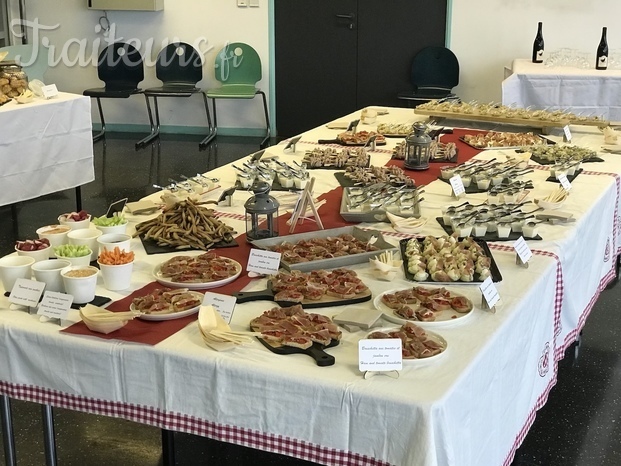 buffet-savoyard-partiellement-vegetarien-sans-gluten-sans-lactose.jpg