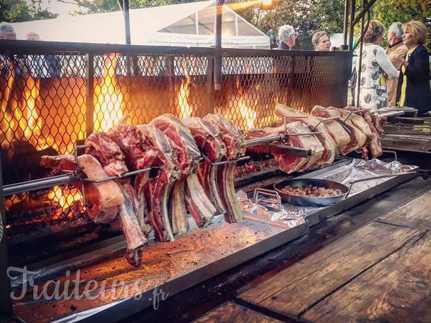 Côtes de boeuf au tournebroche