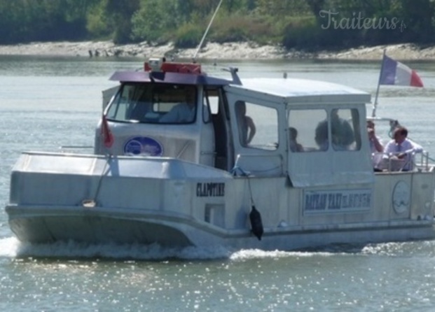 Clapotine, le bateau-taxi