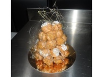 Croquembouche