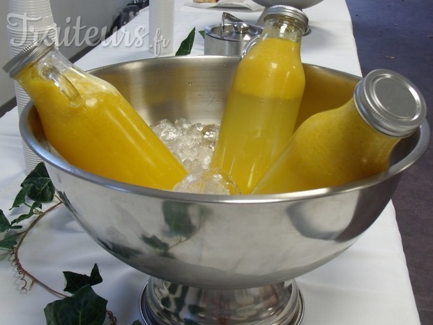 Jus de fruits de saison frais