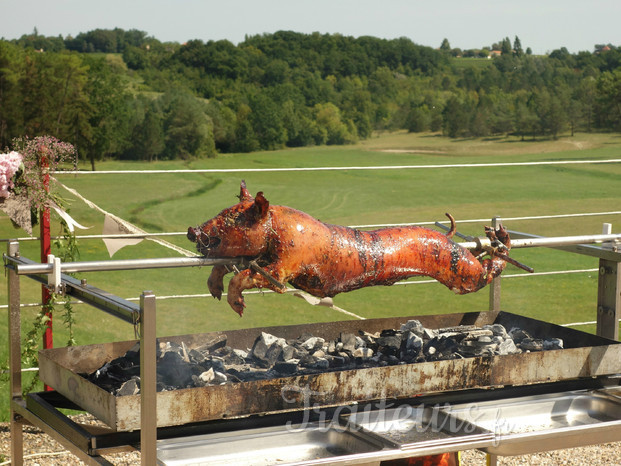 Cochon à la broche