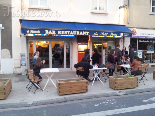 Début de soirée au petit paris