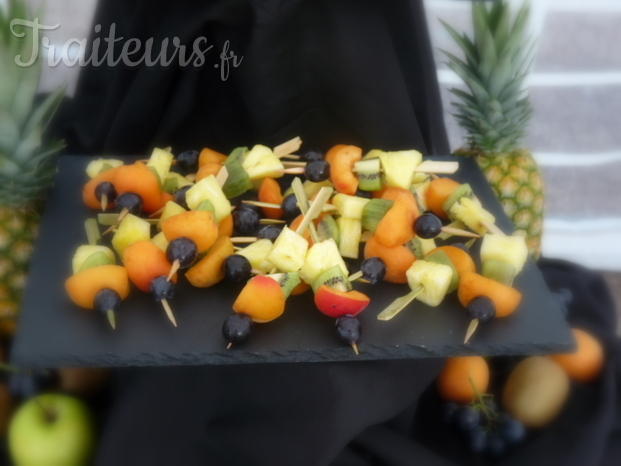 Brochette de fruits frais