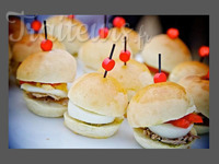 mini burgers