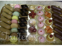 petits fours