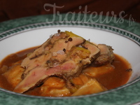 Terrine de foie gras poêlé sur son bouillon thaï et ravioles aux écrevisses