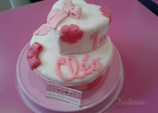 Gateau 3D Noeuds Roses