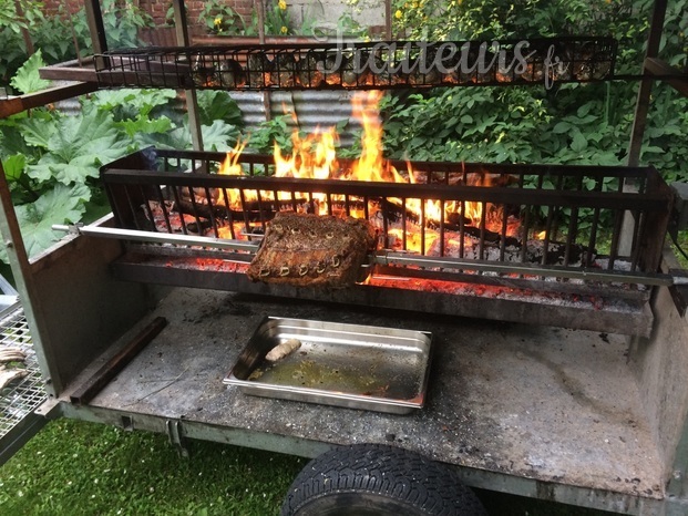 cuisson à la broche Méchoui 