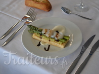 Carpaccio de St-Jacques aux asperges vertes