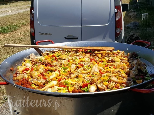 Début de cuisson pour une Paëlla mixte Fermière