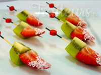 Brochettes de fruits frais