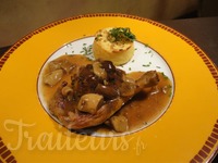 Cuisse de canard farcie aux cèpes