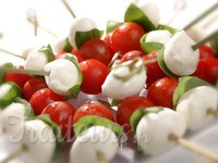 Piques tomate mozzarella