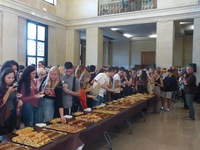 Aperitif dinatoire 250 et 300 étudiants pour les Universités de Marseille st Charles et Aix en Pce.