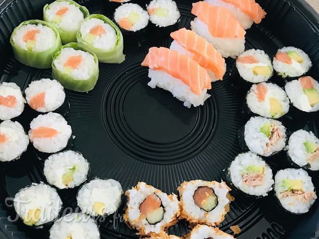 Plateaux sushis makis