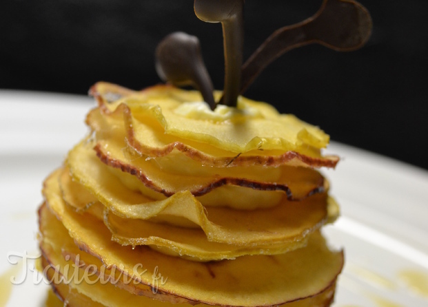 Reconstruction de pommes à la crème manzana